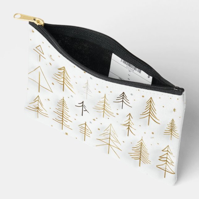 a unique tree accessory pouch (Open)