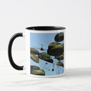 A US Air Force C-17 Globemaster III Mug
