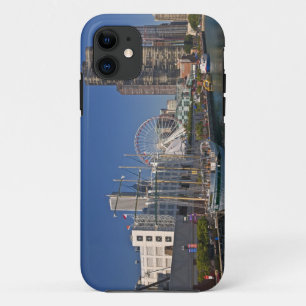 A view of Chicago's Navy Pier 2 iPhone 11 Case
