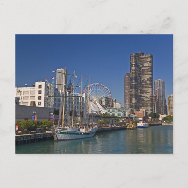 A view of Chicago's Navy Pier 2 Postcard (Front)