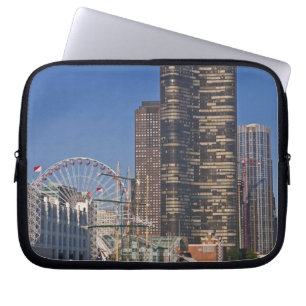 A view of Chicago's Navy Pier Laptop Sleeve