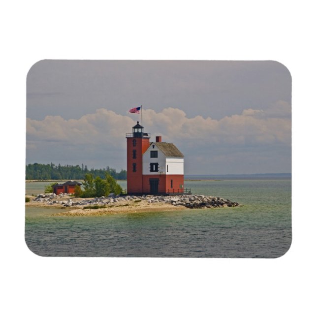 A view of Round Island Light Station. Magnet (Horizontal)