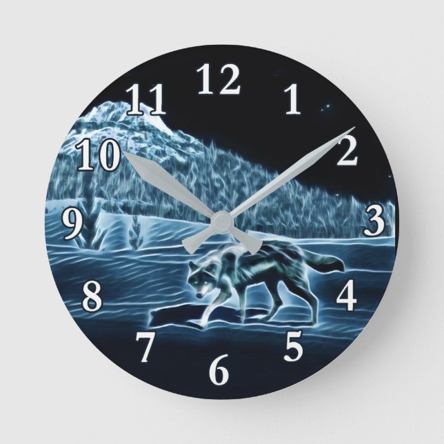 A Wolf On Snow Round Clock (Front)