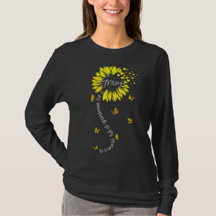 A World Full Of Grandmas Be A Gram Sunflower Mothe T-Shirt