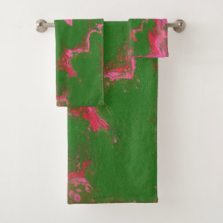 Abigail 3 Wild Pink Green Abstract Bath Towels
