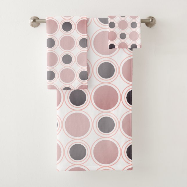Abstract Circles Blush Pink Grey Circle Pattern Bath Towel Set (Insitu)