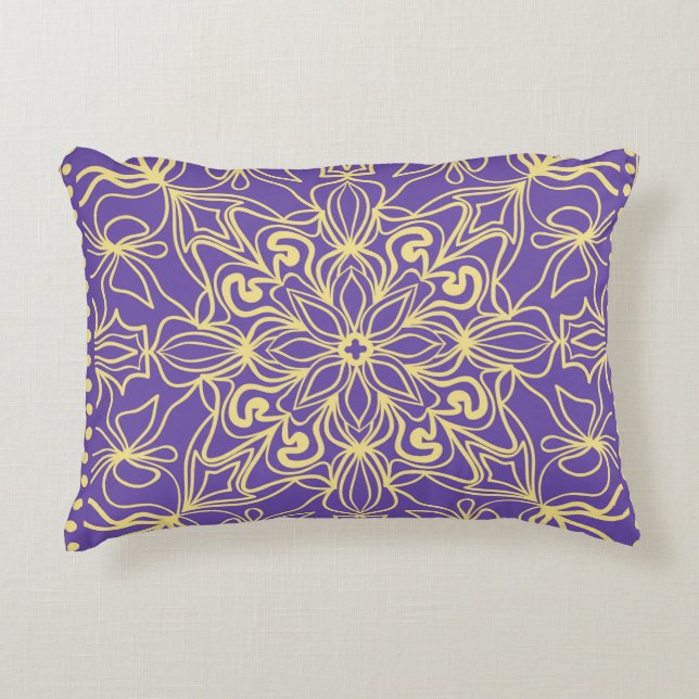 Abstract floral pattern. geometry, mandala design  decorative cushion (Front)