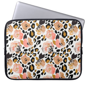 Abstract floral seamless pattern: flowers with zeb laptop sleeve