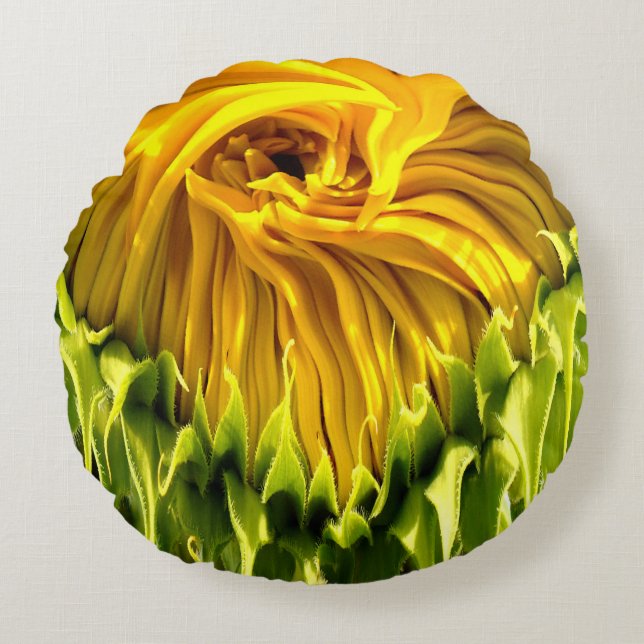 Abstract funky retro Sunflower, scared geometry  Round Cushion (Front)