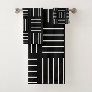 Abstract geometric pattern - black and white. bath towel set