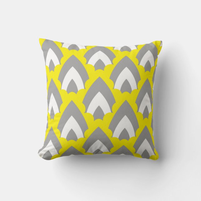Abstract Hand Drawing Retro Geometric Shapes Trian Cushion (Front)