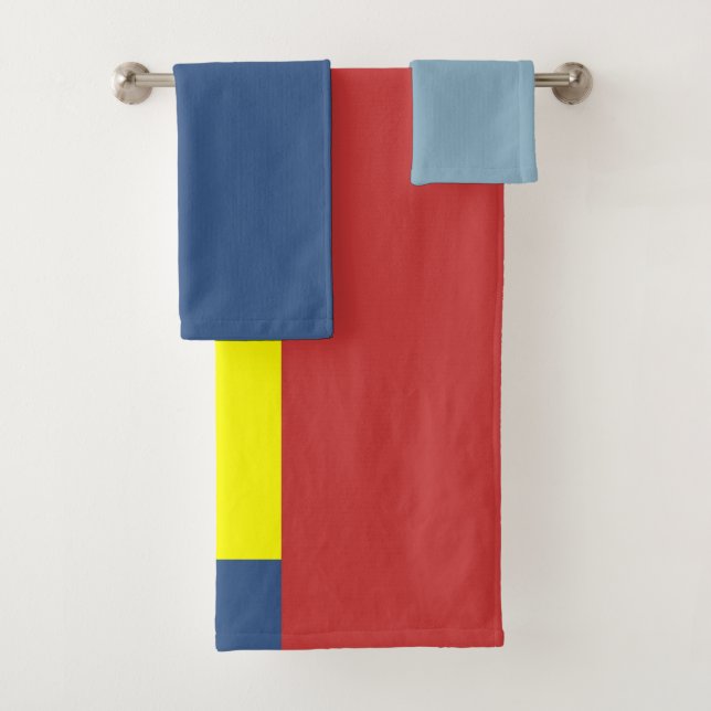 Abstract lines and Rectangles  Bath Towel Set (Insitu)