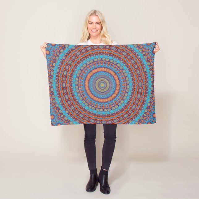 Abstract mandala round seamless pattern kaleidosco fleece blanket (In Situ)