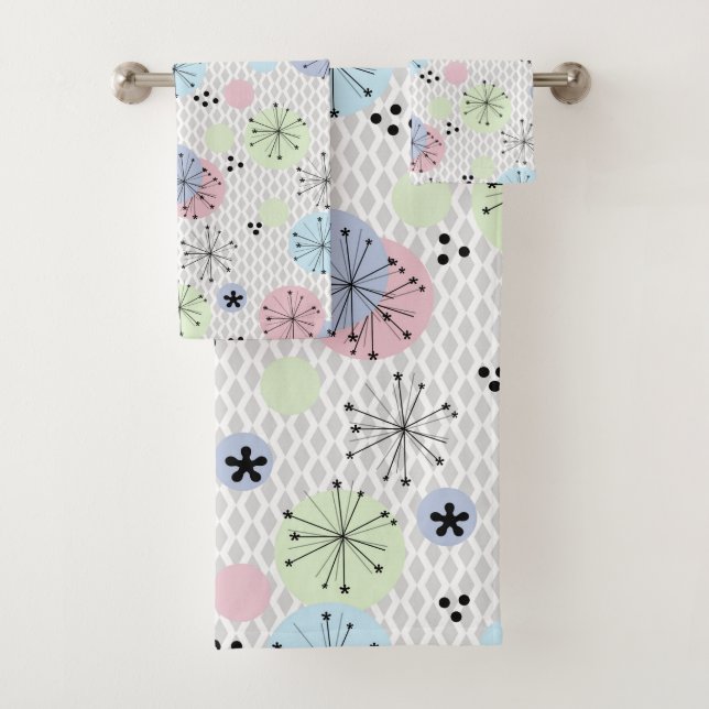Abstract modern shapes circles polka dots light wh bath towel set (Insitu)