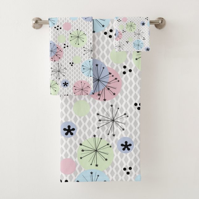 Abstract modern shapes circles polka dots light wh bath towel set (Insitu)