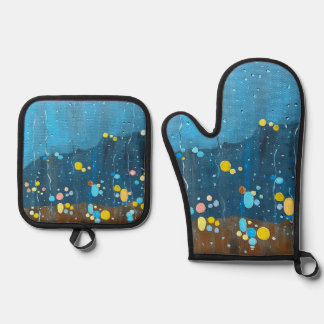 Abstract Rain Painting Oven Mitt & Pot Holder Set