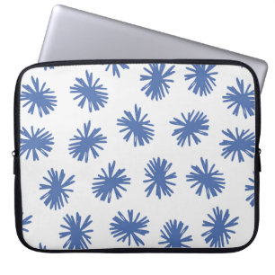 Abstract seamless pattern with hand drawn shapes i laptop sleeve
