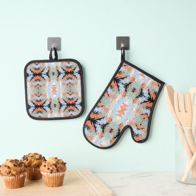 Abstract Split Ends Pattern And Soft Pastels Oven Mitt & Pot Holder Set (Insitu(Hanging))