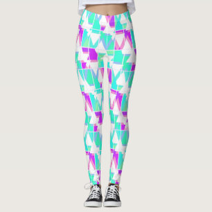 Abstract triangles geometrical modern pattern whit leggings