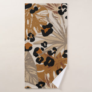 Abstract tropical leaves and grunge leopard camouf bath towel