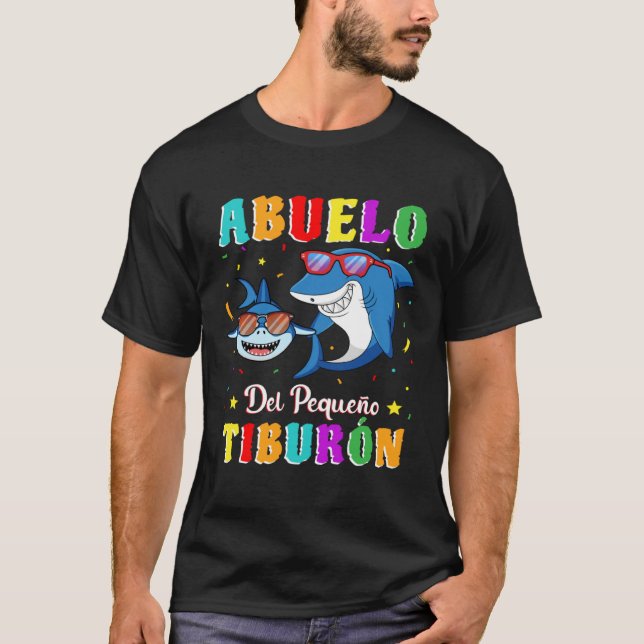 Abuelo del Pequeño Tiburón nieto cumpleaños tiburó T-Shirt (Front)