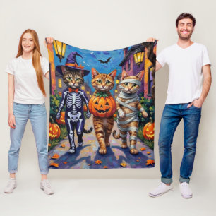 Abyssinian Cats Trick-or-Treating in Halloween Cos Fleece Blanket
