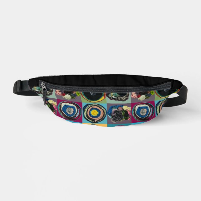 Accessories > Bags & Wallets > Fanny Packs (Front)