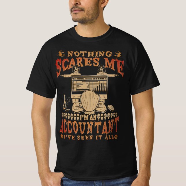 ACCOUNTANT HALLOWEEN FUNNY SAYINGS COSTUME. T-Shirt (Front)