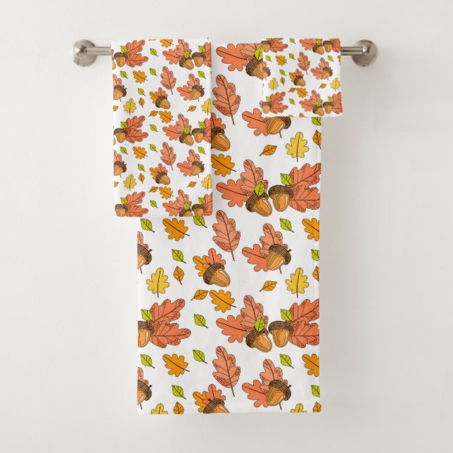 Acorns and Autumn Leaves Bath Towel Set (Insitu)