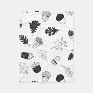 Acorns and leaves fleece blanket