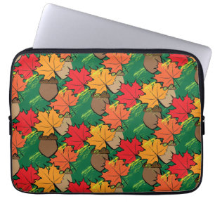 Acorns and leaves III Laptop Sleeve