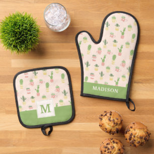 Add Your Name   Cute Cactus Pattern Oven Mitt & Pot Holder Set