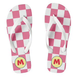 Adorable initial l Chequered pink and white Thongs