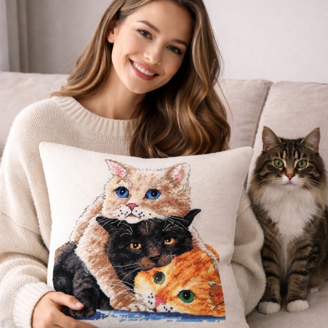 Adorable Kitten Cross Stitch Design Cushion (Creator Uploaded)