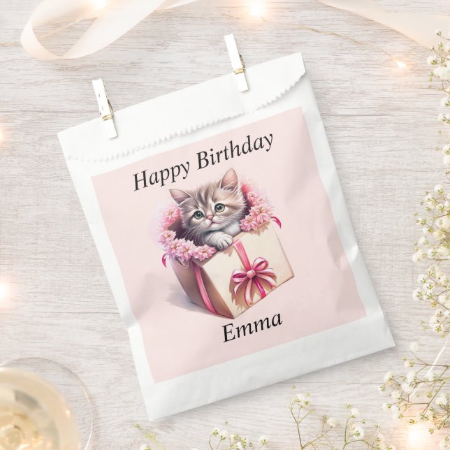 Adorable Kitten in a Box Birthday Gift Favour Bag (Clipped)