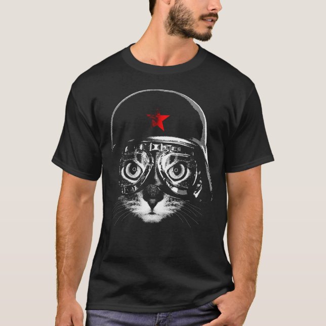 Adventurer house cat T-Shirt (Front)