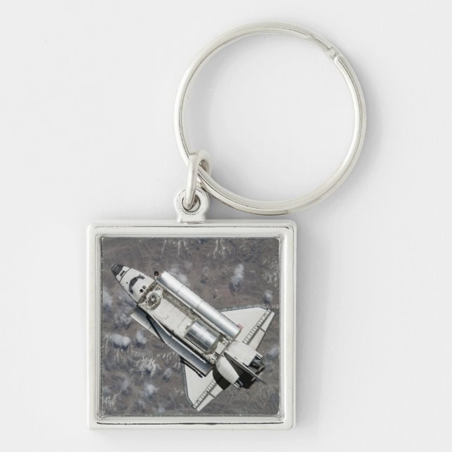 Aerial view of Space Shuttle Discovery Key Ring (Front)