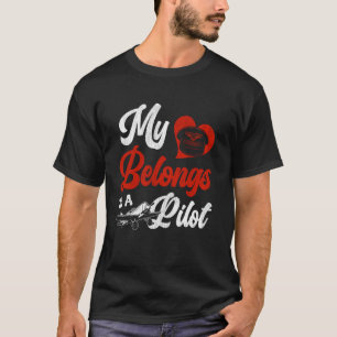 Aeroplane Pilot Valentines Day Girlfriend Wife Hus T-Shirt