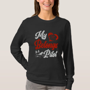 Aeroplane Pilot Valentines Day Girlfriend Wife Hus T-Shirt