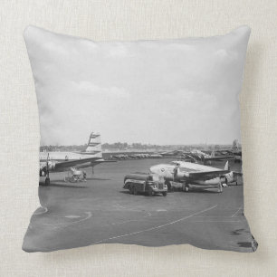 Aeroplanes Cushion