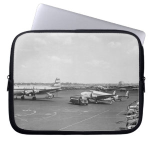 Aeroplanes Laptop Sleeve