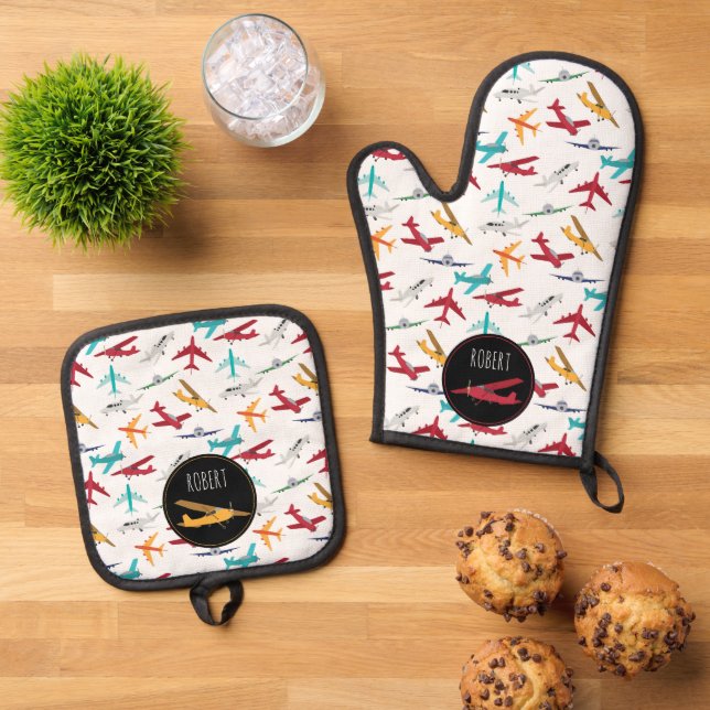 Aeroplanes Pattern Custom Name Kids Oven Mitt & Pot Holder Set (Top Down)