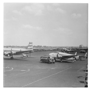 Aeroplanes Tile