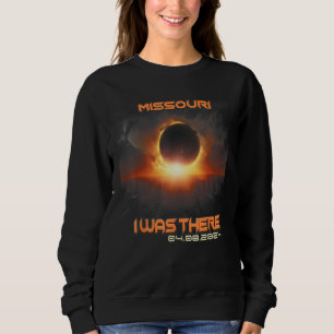 Aesthetic Cityscape Total Solar Eclipse 2024 Misso Sweatshirt