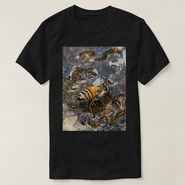 African Bee Apis mellifera Scutellata T-Shirt (Design Front)