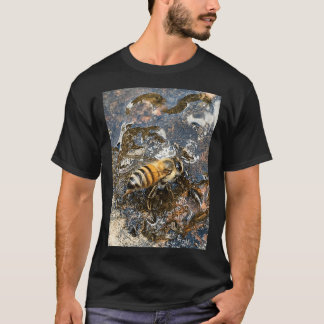 African Bee Apis mellifera Scutellata T-Shirt