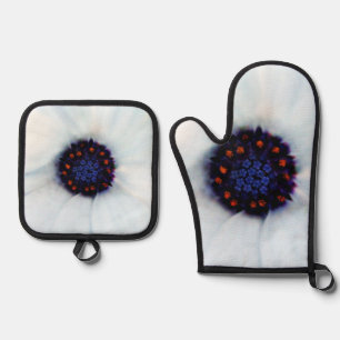African Daisy Flower Oven Mitt & Pot Holder Set