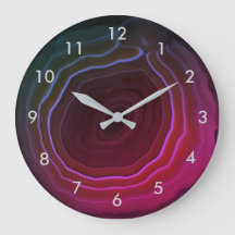 Agate slice pink stone clock with numbers.