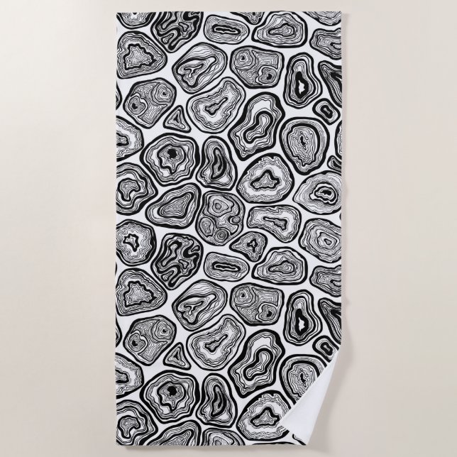 Agate slices in black and white beach towel (Front)
