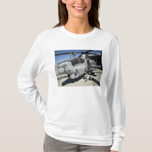 AH-1Z Super Cobra attack helicopter T-Shirt